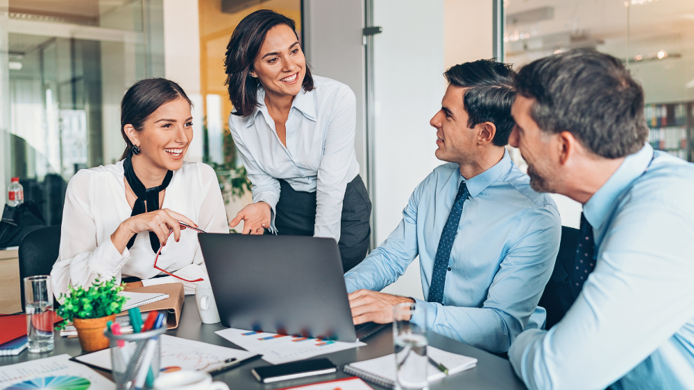 La pregunta que transforma a tu equipo y evita que seas el “apagafuegos” de tu negocio